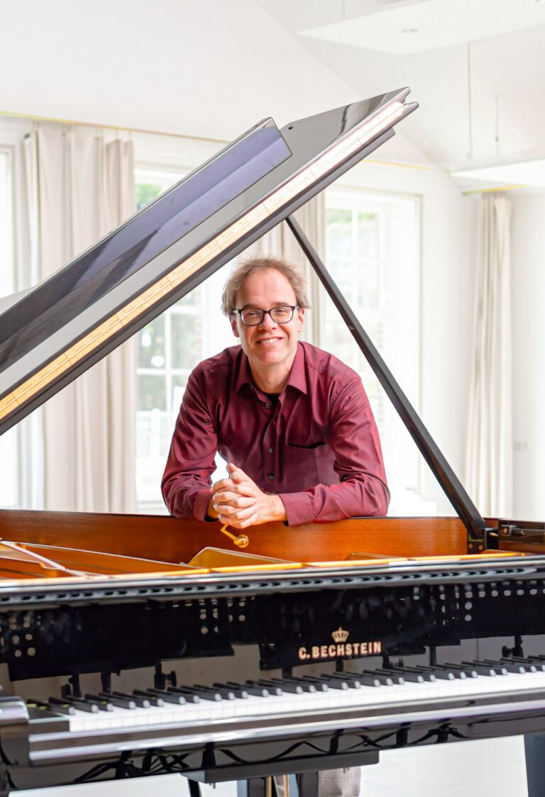 Sander Leeuwenburgh | Inloopconcert Klinkende Zondagen | Stemmingen — muziek in Zwolle