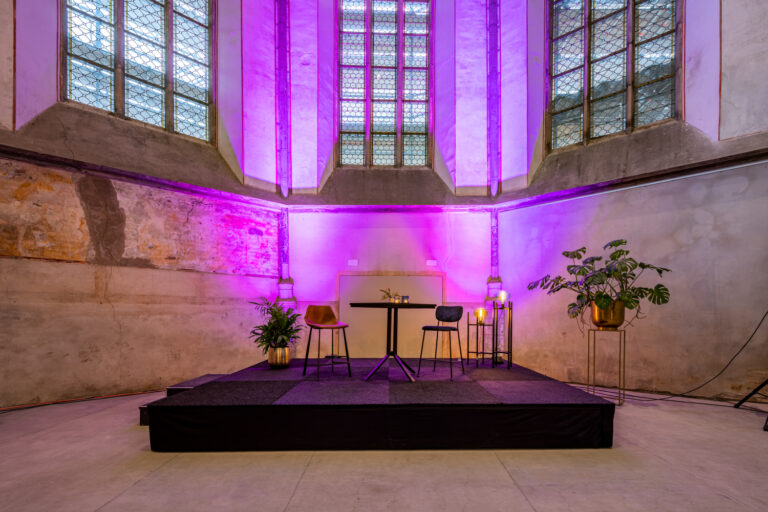 De Dichterstafel | Poëzie | Durf in je Eenzaamheid af te Dalen — lezing in Zwolle